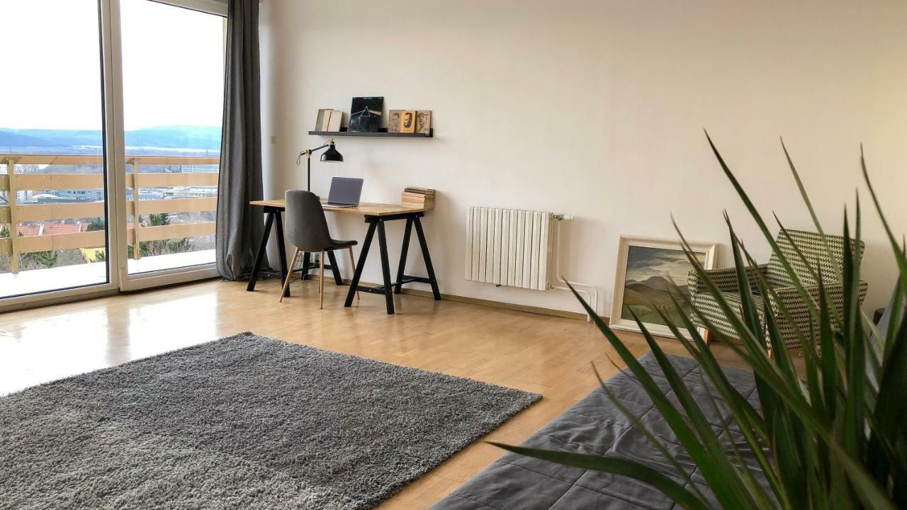 Hotel Chill House à Bratislava Extérieur photo
